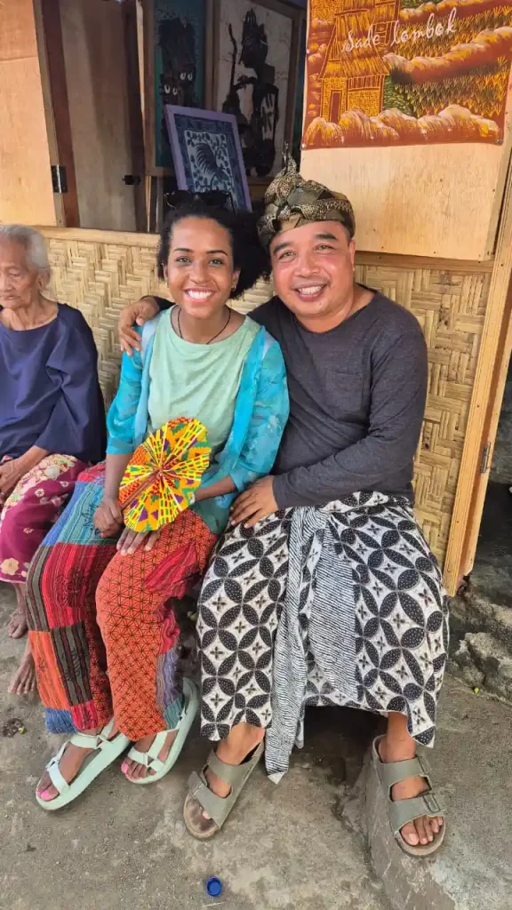 Guide lokal di Desa Sade Lombok