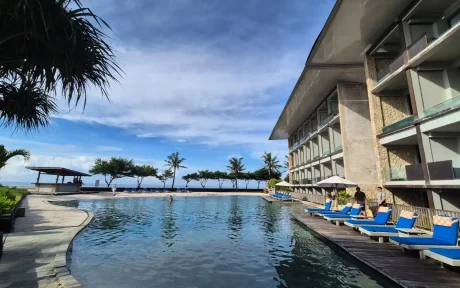 wyndham tamansari jivva resort