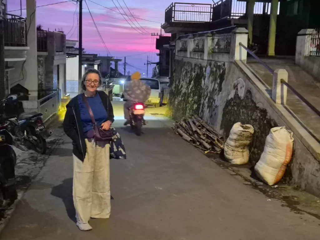 Suasana Desa Wisata Ngadas Malang saat sore hari