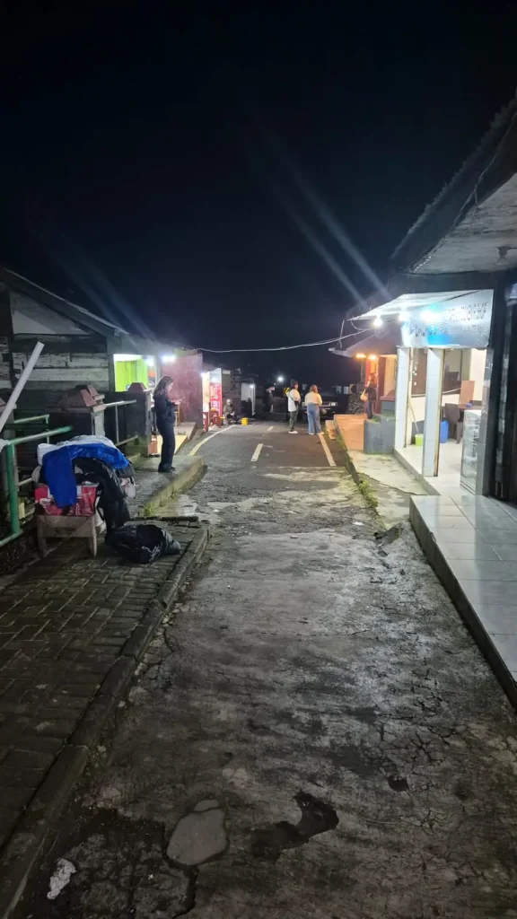 jalan ke sunrise penanjakan bromo