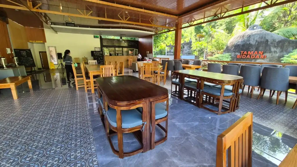restoran rich farmer eco house and wellness