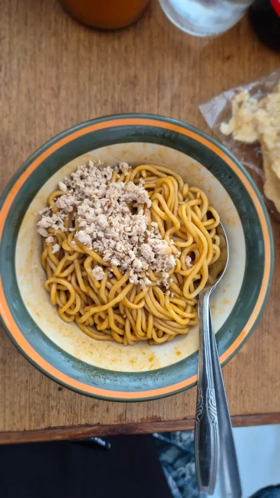 mie yamin di bakso kmr garut
