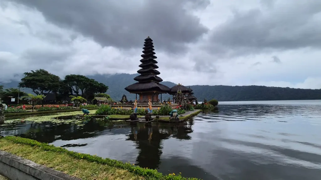 pura ulundanu beratan