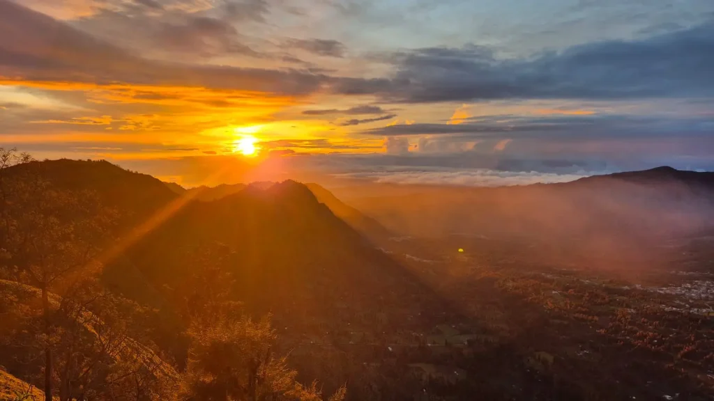 spot sunrise penanjakan bromo