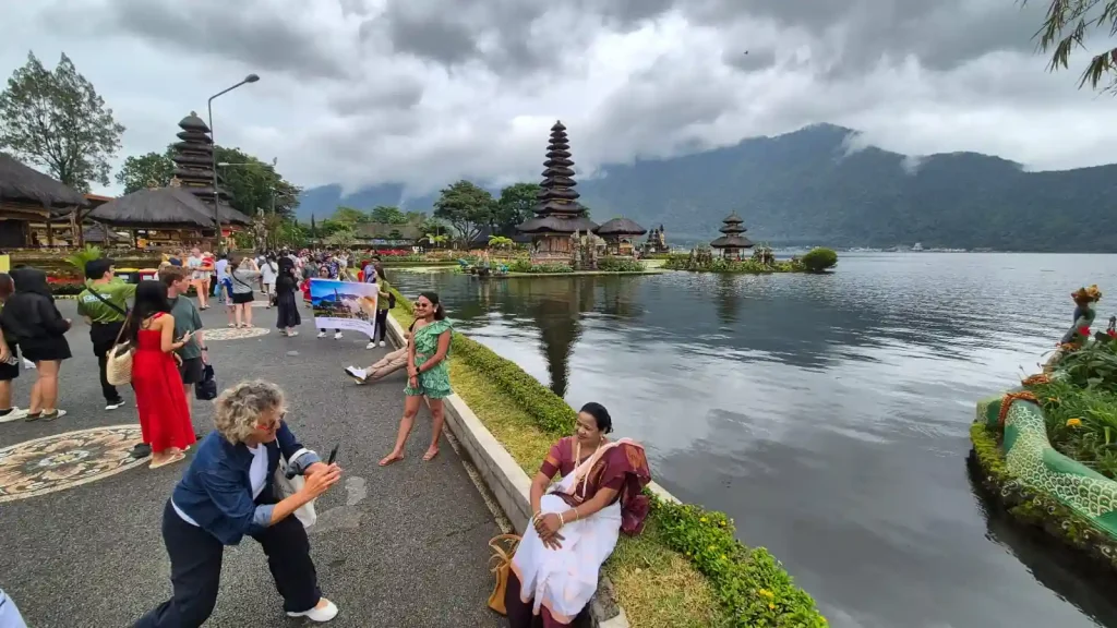 Spot Foto Ikonik Pura Bedugul